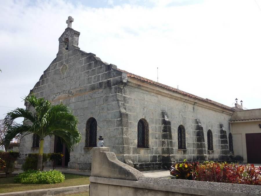 Фото: Церковь Иглесиа де Санта Эльвира (Iglesia Santa Elvira), Варадеро