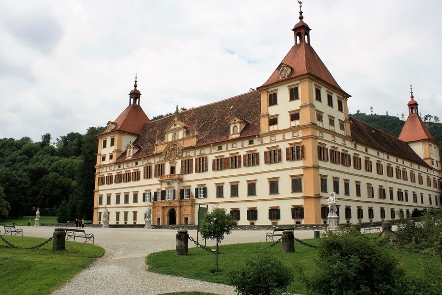 Фото: Замок Эггенберг (Schloss Eggenberg), Грац