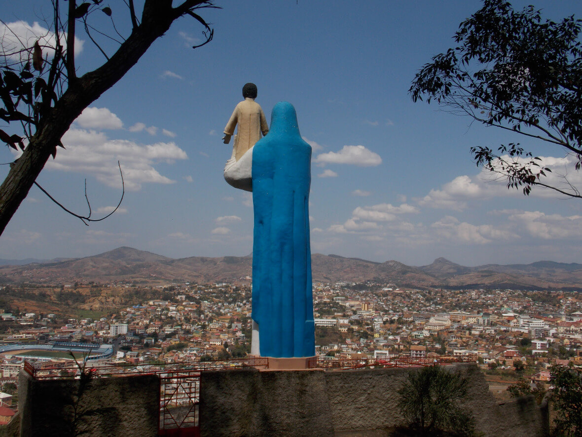 Фото: Монумент Девы Марии, Фианаранцуа