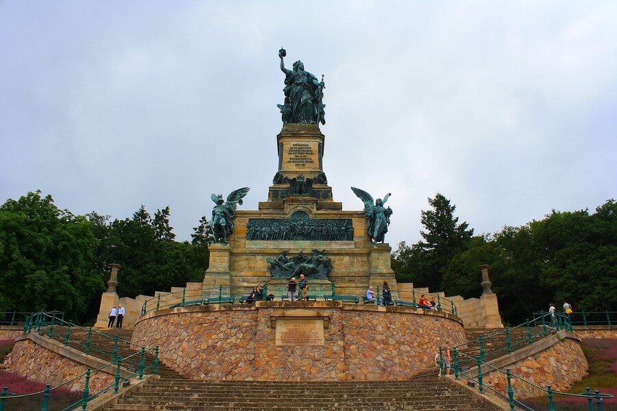 Фото: Монумент в нац. парке Нидервальд (Niederwald Monument)