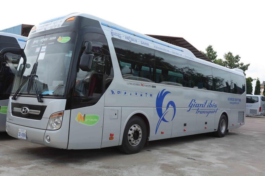 Фото: Автобус из Пномпеня в Сиануквиль