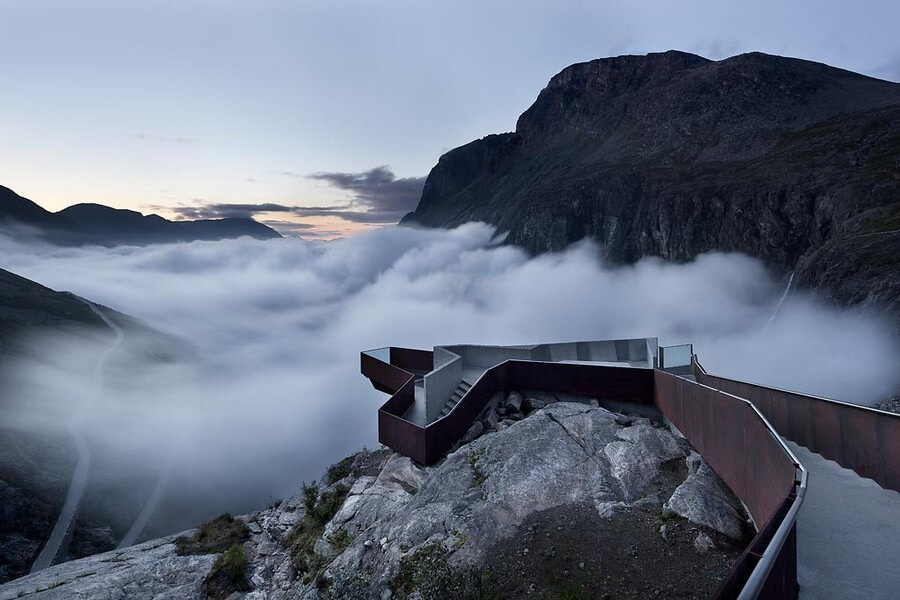 Фото: Обзорная площадка Aurland Look, (Trollstigen), Норвегия