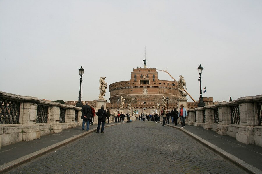 Фото: Мост Святого Ангела в Риме