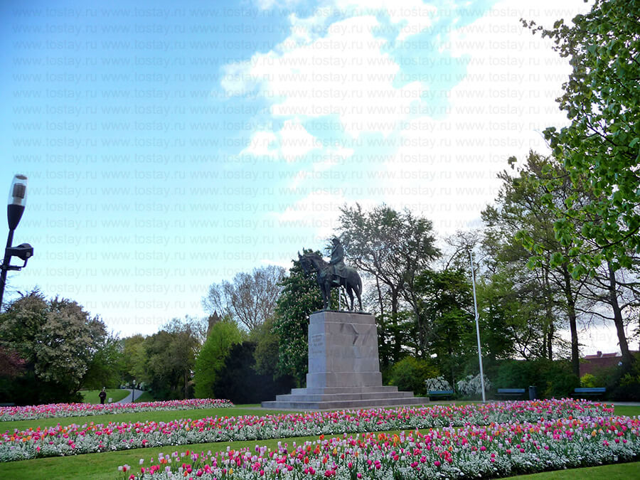 Фото: Памятник королю Альберту I (Koning Albert), Брюгге