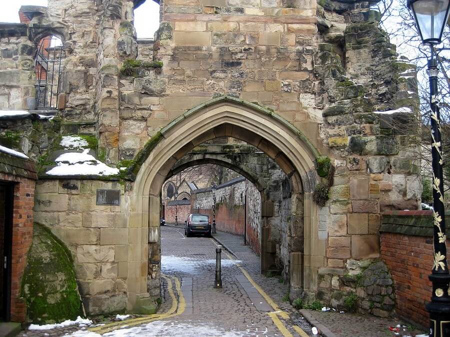 Южные ворота в замок Лестера (Leicester Castle)
