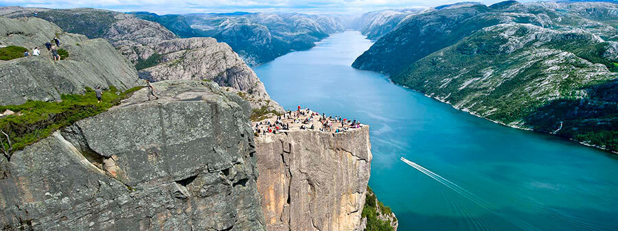 Смотровая площадка на Люсе-фьорде (Lysefjord)