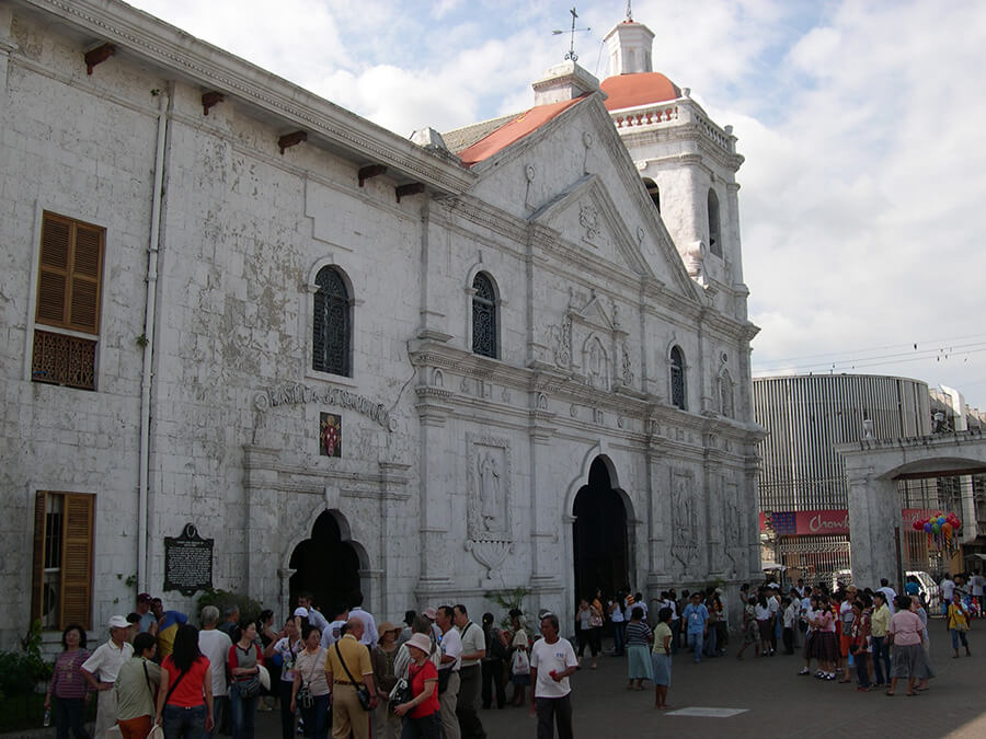 Базилика Святого Младенца (The Minor Basilica of the Santo Nino)