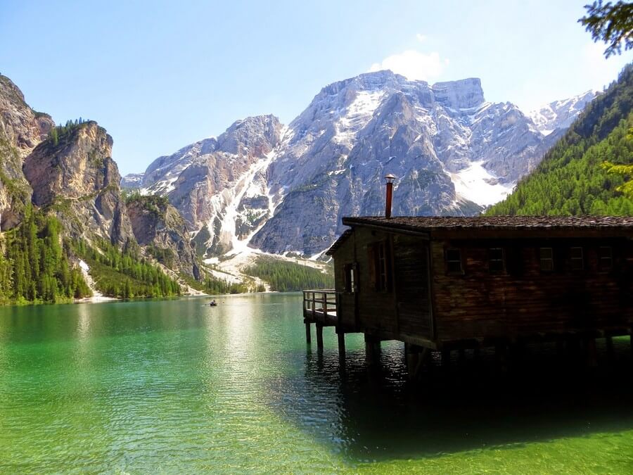 Фото: Озеро Брайес (Lago di Braies), Италия