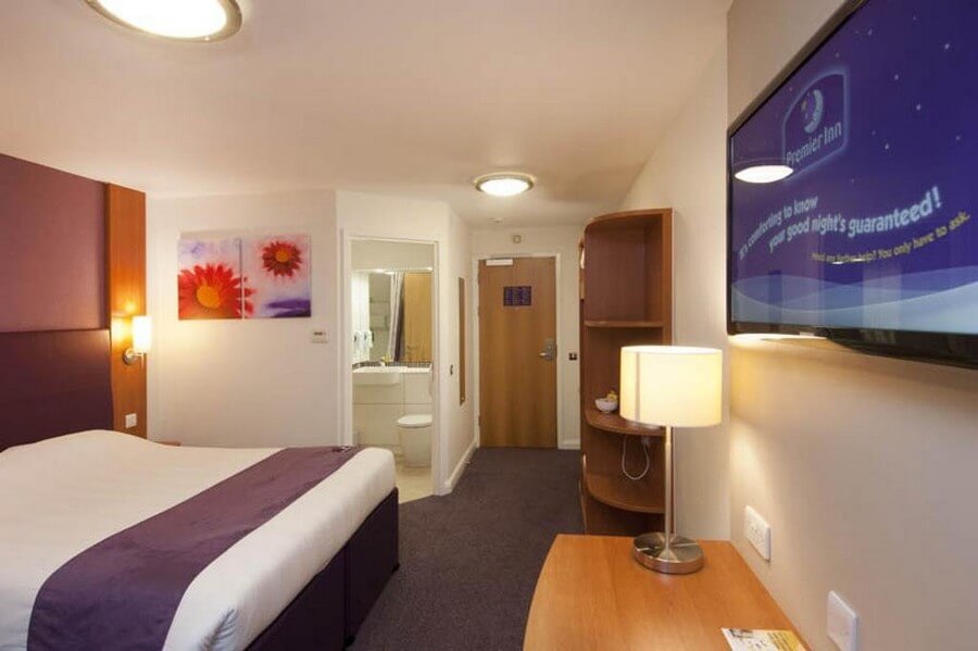 Фото: Отель Premier Inn Manchester City Centre - Deansgate Locks 3*