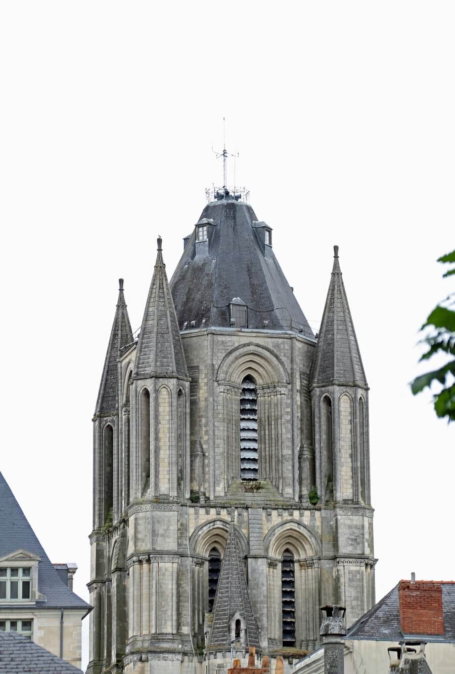 Фото: Башня Сент-Обен (Tour Saint-Aubin), Анже