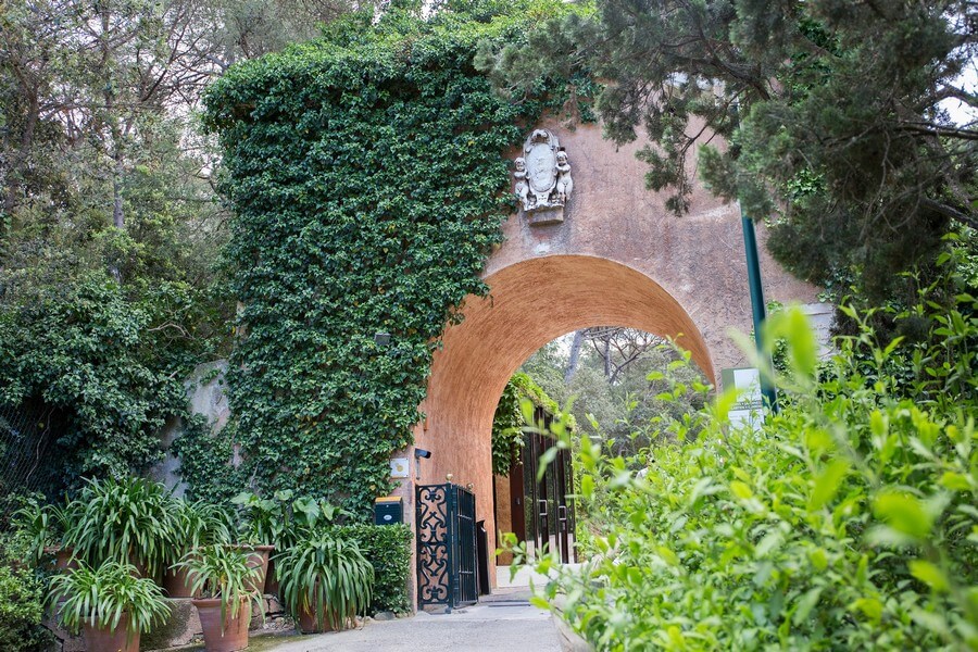 Фото: Вход в Сады Святой Клотильды, Испания