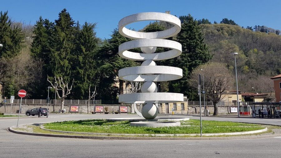 Фото: Фонтан Камерлата (Fontana monumentale di Piazza Camerlata), Комо