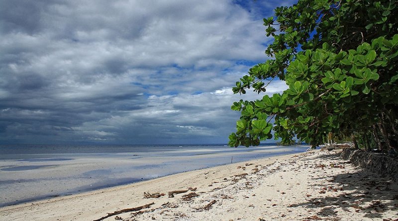 Фото: Sandugan beach, Дюмагет