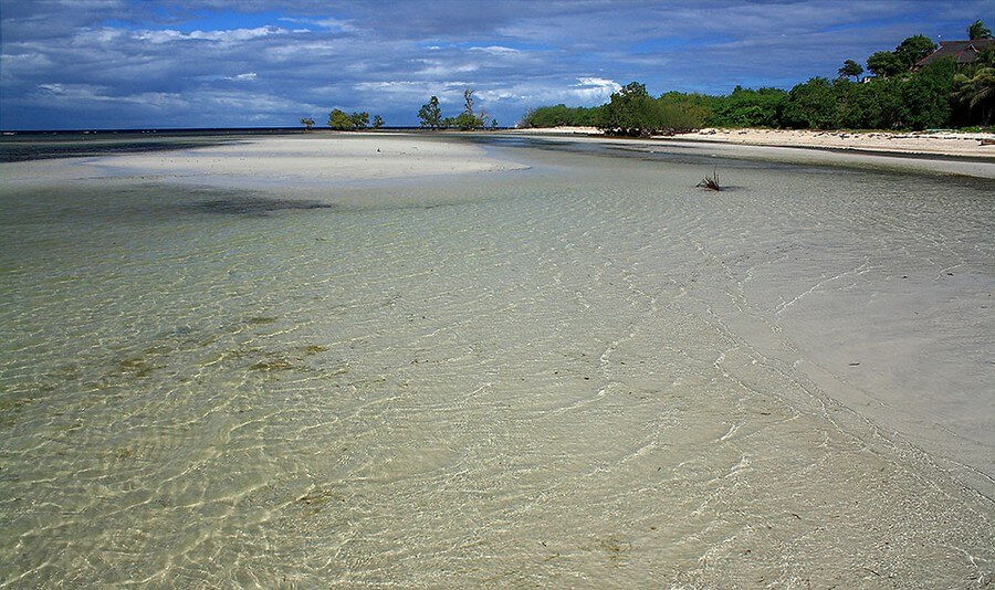 Фото: Sandugan beach, Дюмагет