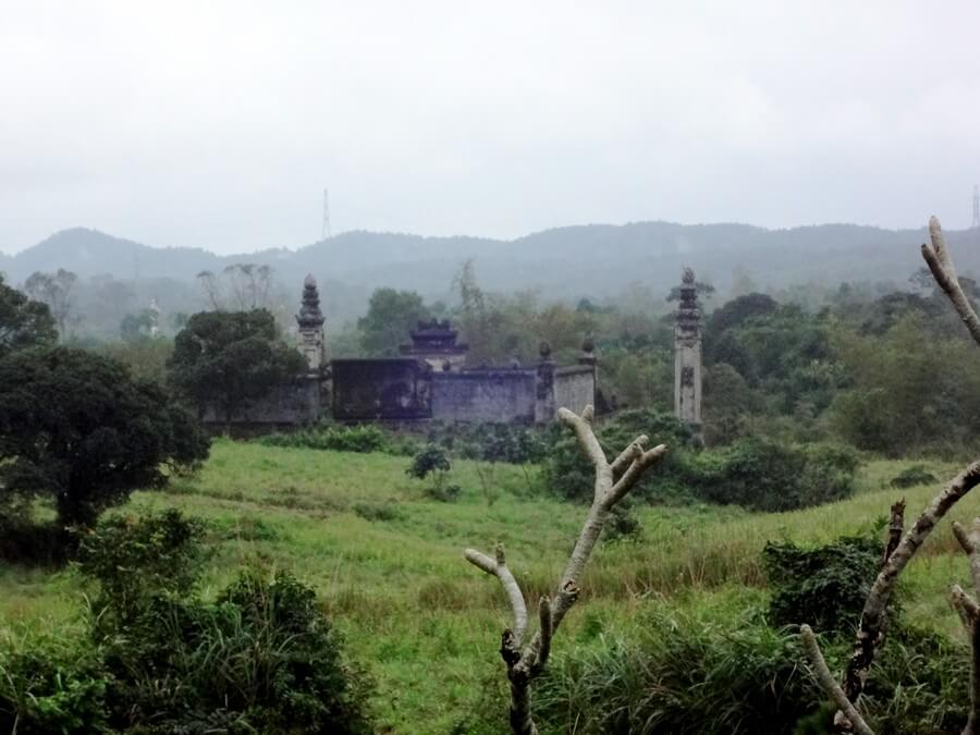 Фото: Гробница Донг Кхана (Lăng Đồng Khánh), Хюэ