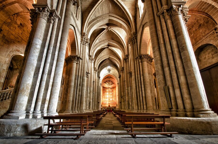 Фото: Старый кафедральный собор внутри (Old Cathedral), Саламанка