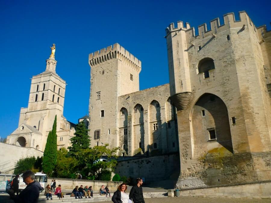 Фото: Папский дворец (Palais des Papes), Авиньон